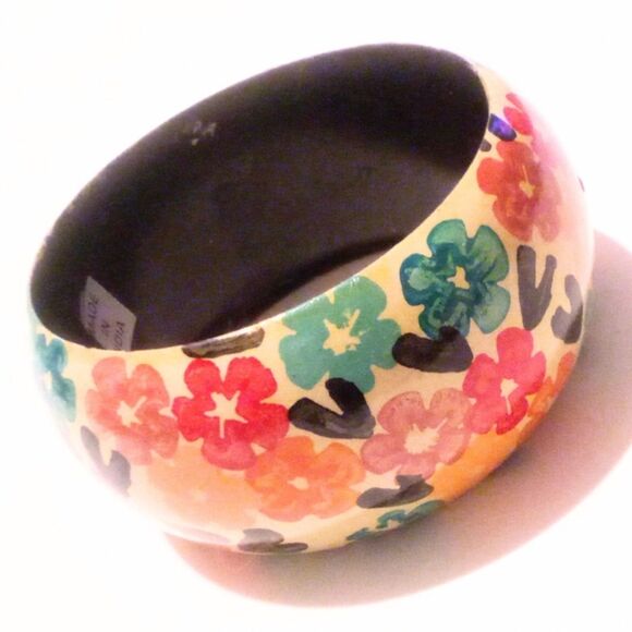 Hand Painted Floral Design Wide Wood Bangle Bracelet * - Picture 2 of 4